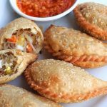 Makanan Jalangkote Yang Memiliki Isian Seperti Pastel