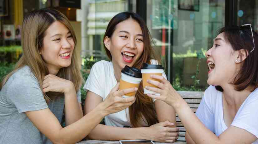 Minum Kopi Sudah Menjadi Kebiasaan Anak Muda