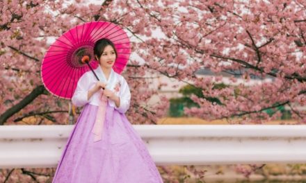 Pakaian Tradisional Korea Hanbok Untuk Acara Tertentu