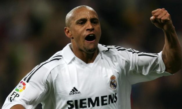 Pesepakbola Legendaris Dunia Roberto Carlos Andalan Striker