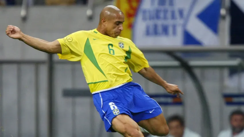 Pesepakbola Jenius Roberto Carlos Pemain Dari Brasil