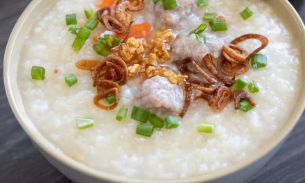 Memasak Hidangan Bubur Dengan Tekstur Lembutnya