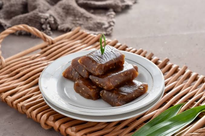 Penganan Manis Dodol Sebagai Makanan Tradisional