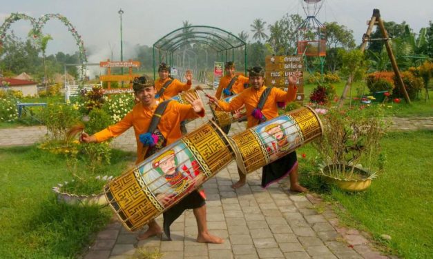 Peralatan Tabuh Gendang Memiliki Fungsi Dalam Musik