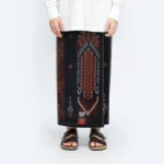 Kain Unik Sarung Dengan Berbentuk Tabung