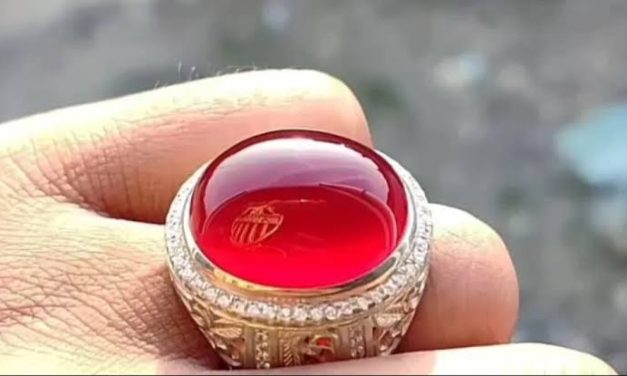 Benda Alam Batu Akik Yang Unik Dan Indah
