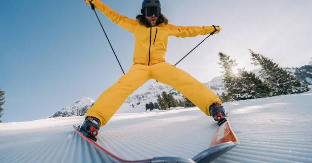 Olahraga Rekreasi Ski Dengan Penggunaan Papan