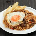 Sebuah Makanan Populer Nasi Goreng Dengan Rasa Enak