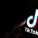 Sebuah Aplikasi Tiktok Dengan Banyak Konten Kreator